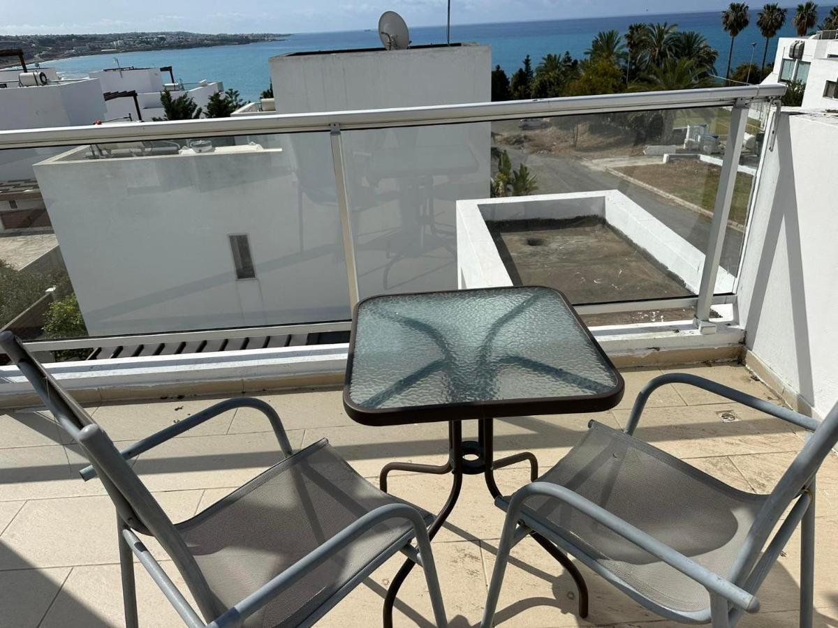 Villa Mulberry Retreat 0,5Km From Everything Coral Bay Exterior photo