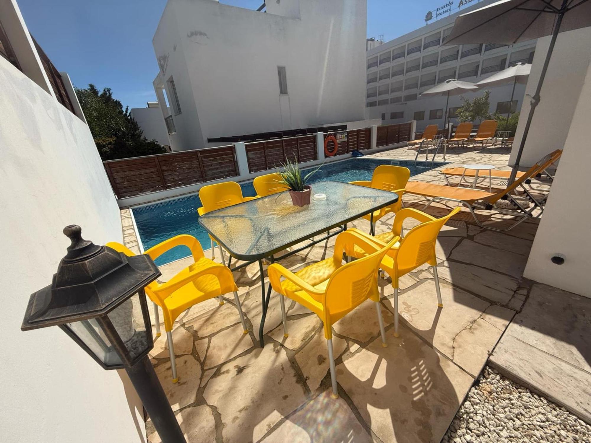 Villa Mulberry Retreat 0,5Km From Everything Coral Bay Exterior photo