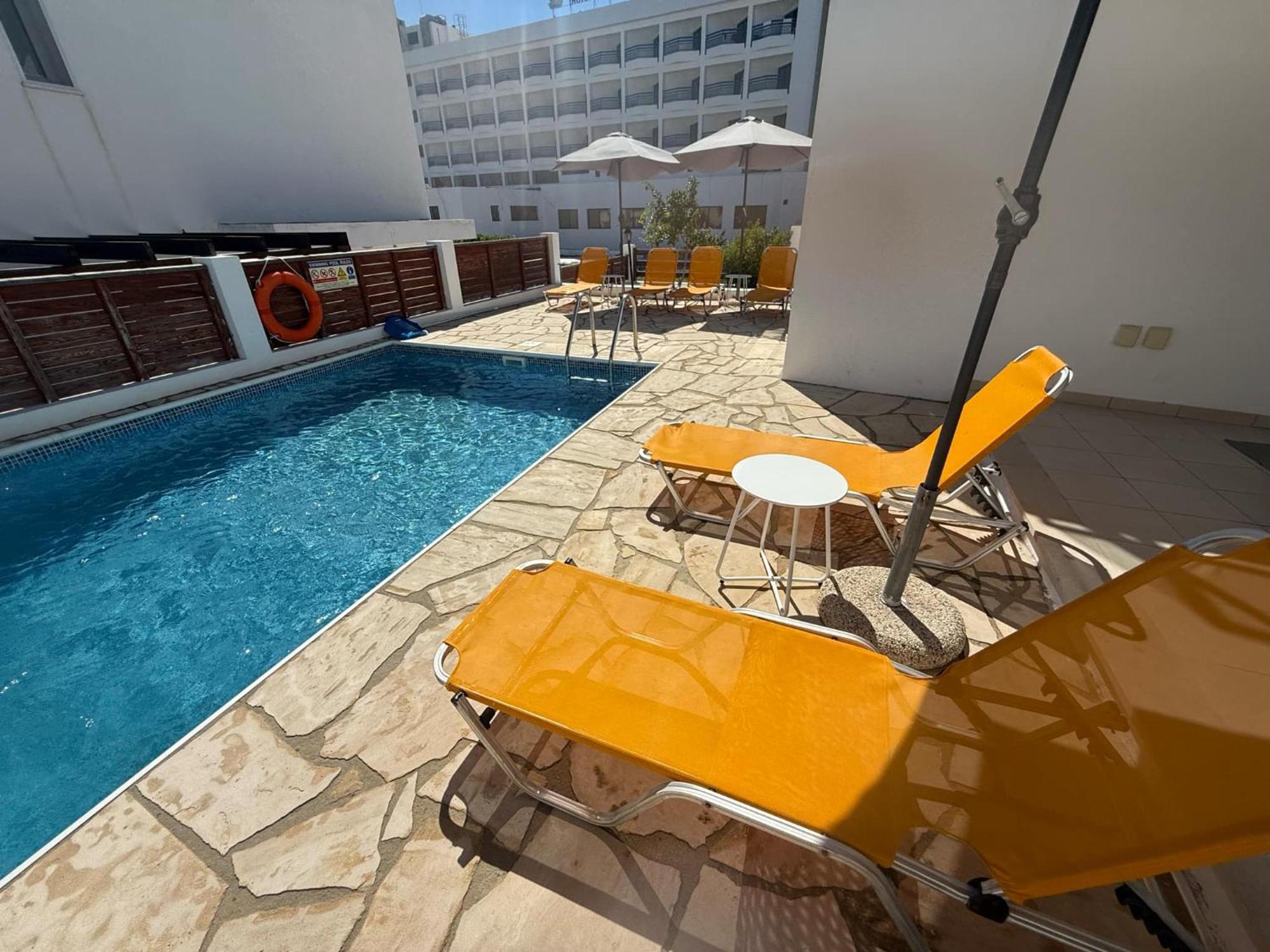 Villa Mulberry Retreat 0,5Km From Everything Coral Bay Exterior photo